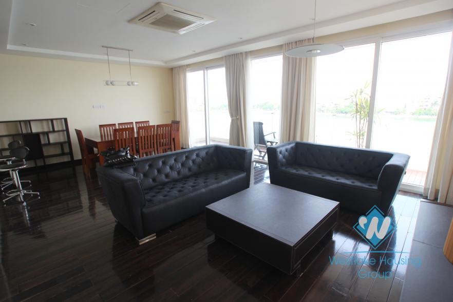 High quality 3 bedrooms apartment for rent in Xuan Dieu, Tay Ho, Hanoi